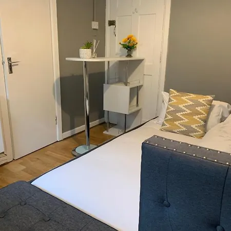 Cheap Budget Apartamento Galway